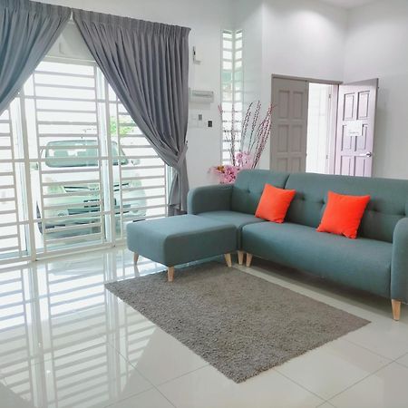 Ooi Homestay אלור סטאר מראה חיצוני תמונה